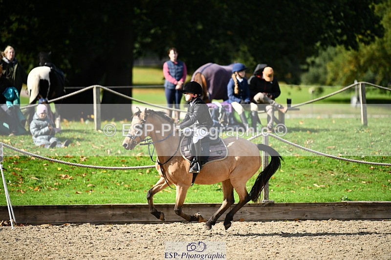 251004A-132441-01263 - Classes 6 & 7 60cm