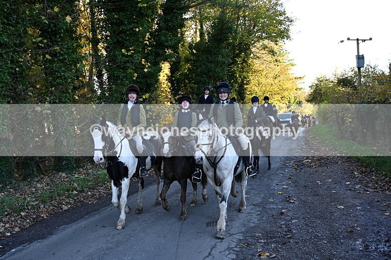 WJ6_9715 - Walk Home