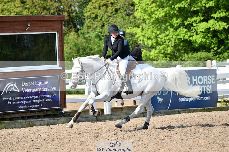 240512A-090009-17054 - Cls 39 British Novice and 90cm Open