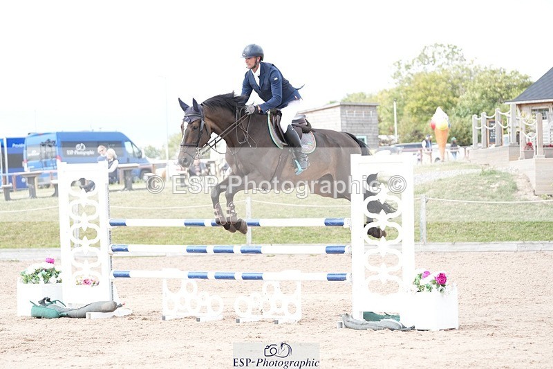 250803-163327-14576 - Cls 30 Redpost Equestrian Senior Foxhunter