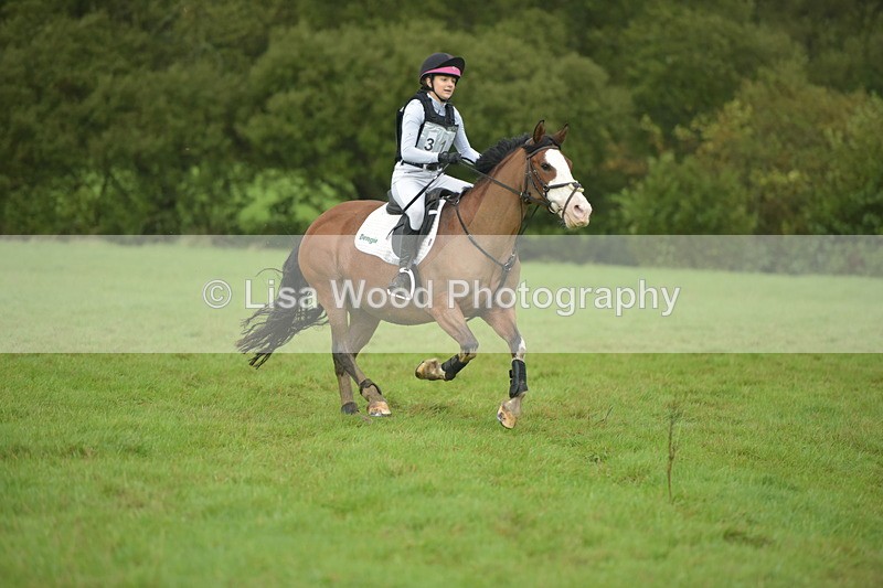 RAY_9942 - Class 3: 70cm Pairs: Corner