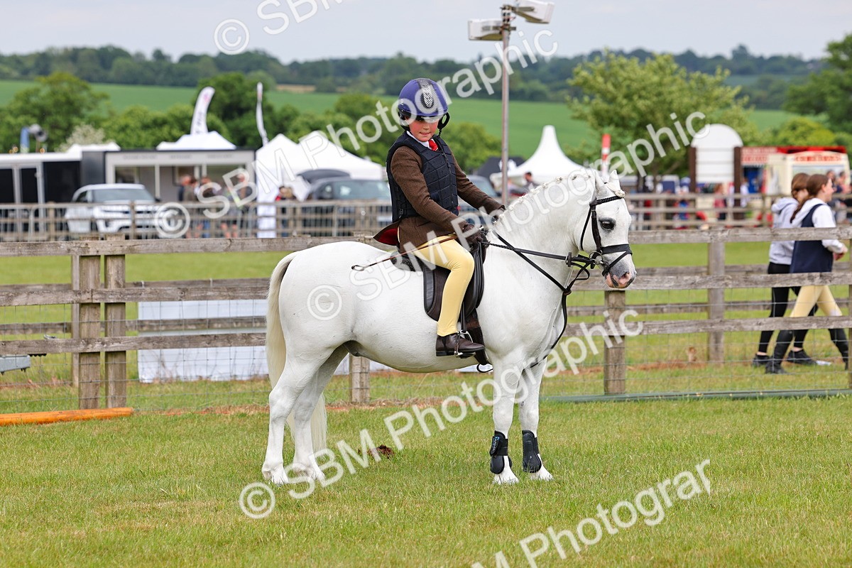 SBM_09502 - Class 44-45 - LIHS BSPS Open Nursery and Cradle Stakes