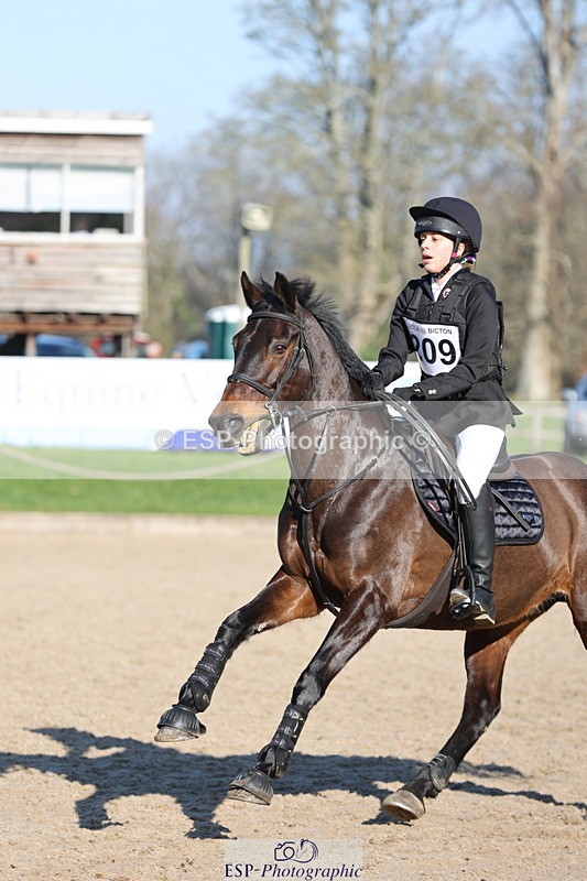 250209A-113132-00815 - 80cm 11.10 to End