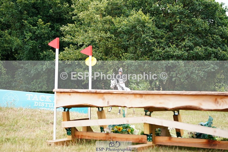 250802A-143942-05462 - F-257-Sophie.Clay-ACE