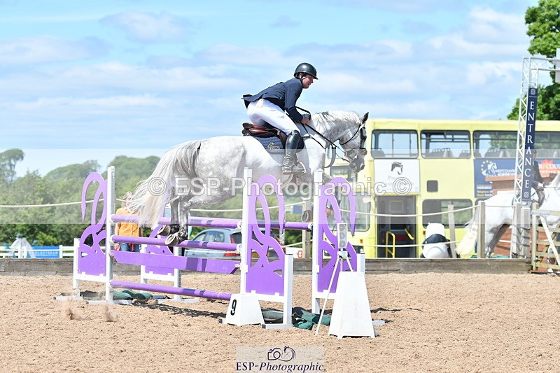 240609A-123805-05272 - Cls 18 Snr Newcomers and 1.10m Open