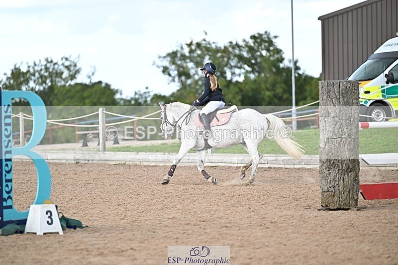 250921-152955-04007 - Cls 21 Pony 90cm Derby