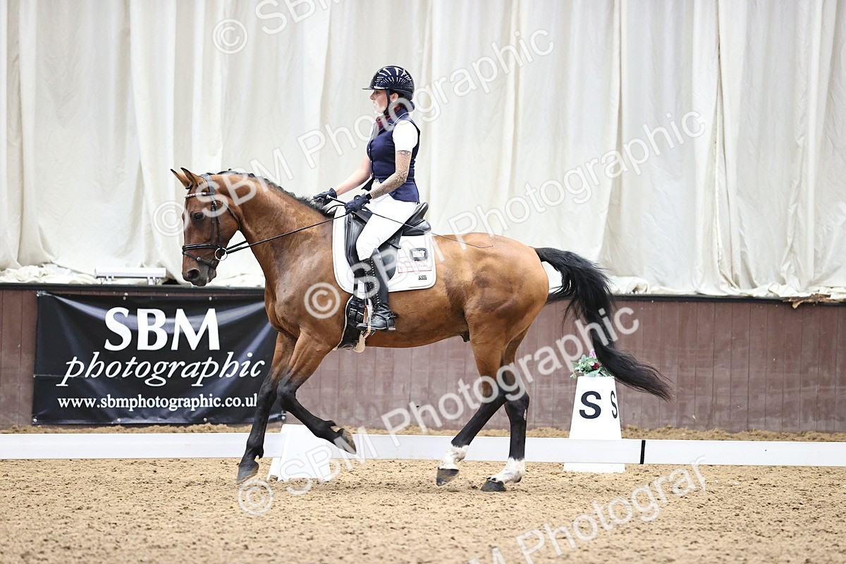 SBM_000828 - Novice 4 Warm Up