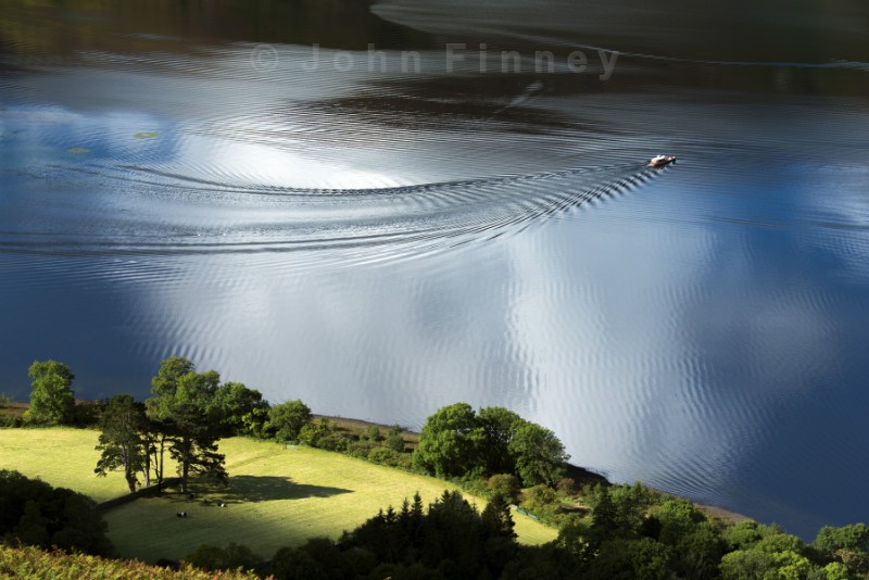 Opposite curves - Lake District & Cumbria