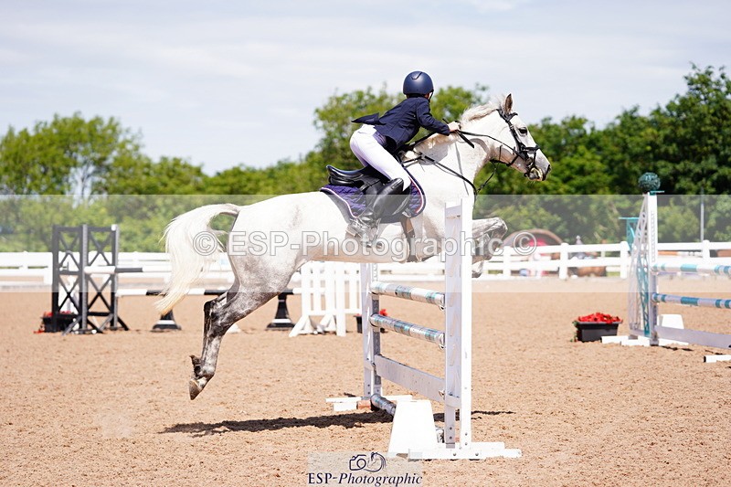 240629A-120952-05221 - Cls 18 Newcomers and 1m Open