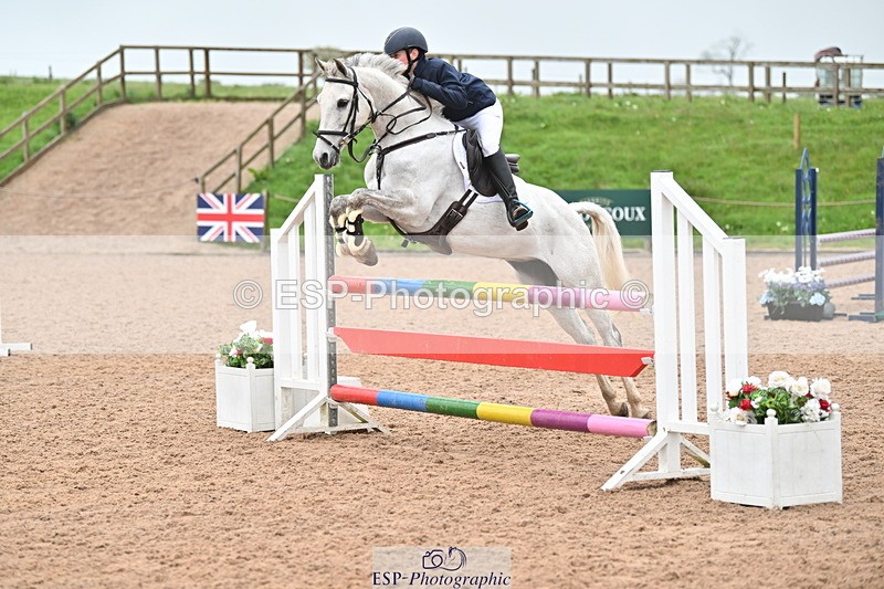 240505A-123624-05127 - Cls 4 Blue Chip Pony Newcomers & 1m Open