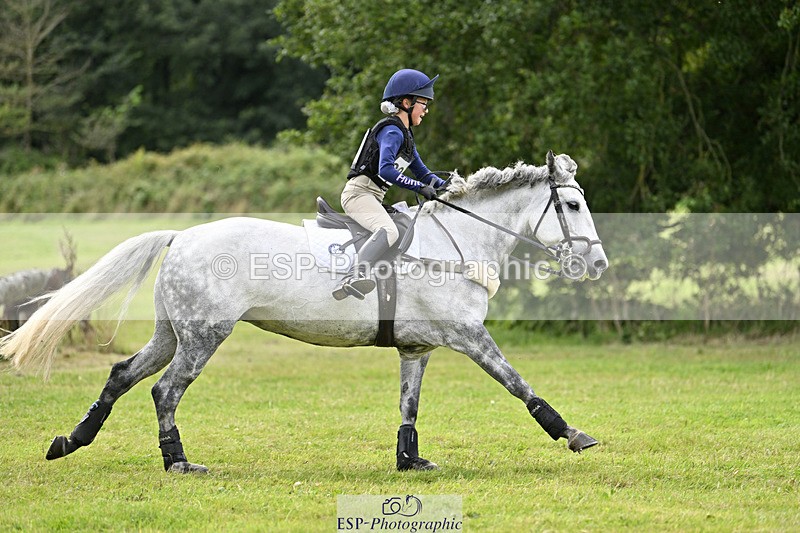 240825X-142417-34816 - 80cm XC 14.30 to 15.30