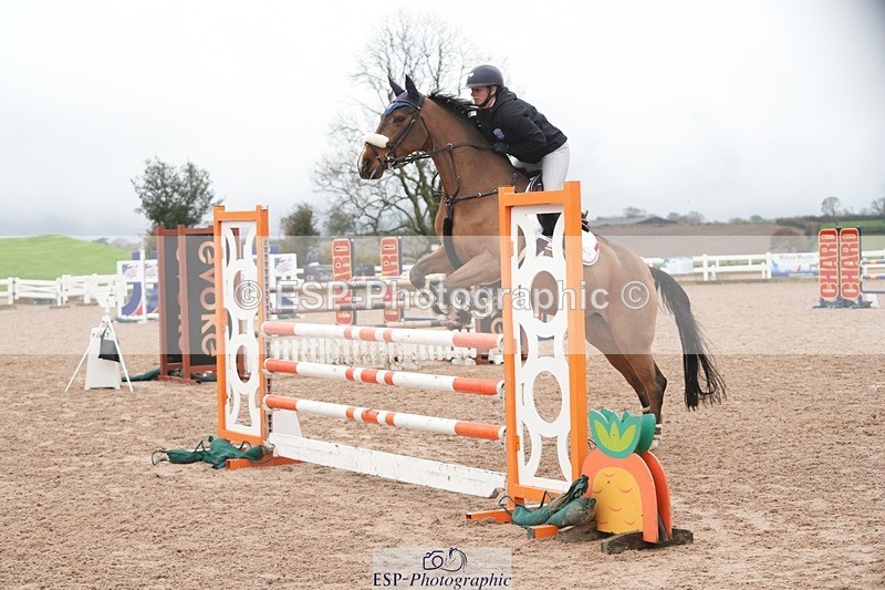 251107-133930-01008 - Cls 5 Newcomers and 1.10m Open