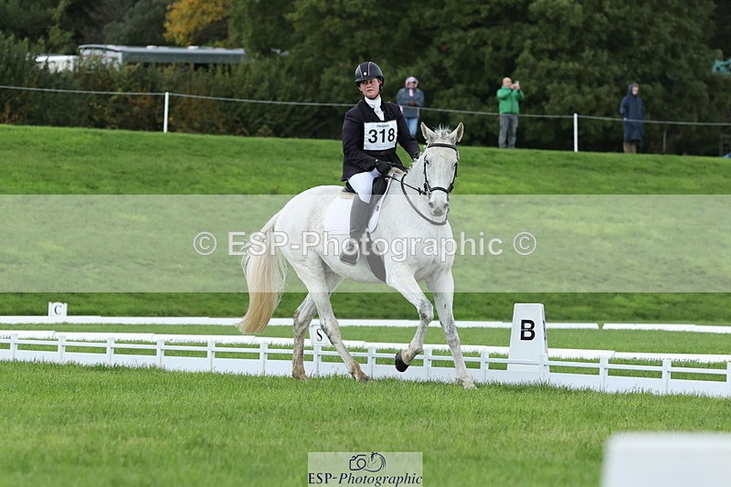 251023A-115855-03456 - D-318-Caroline.Allan