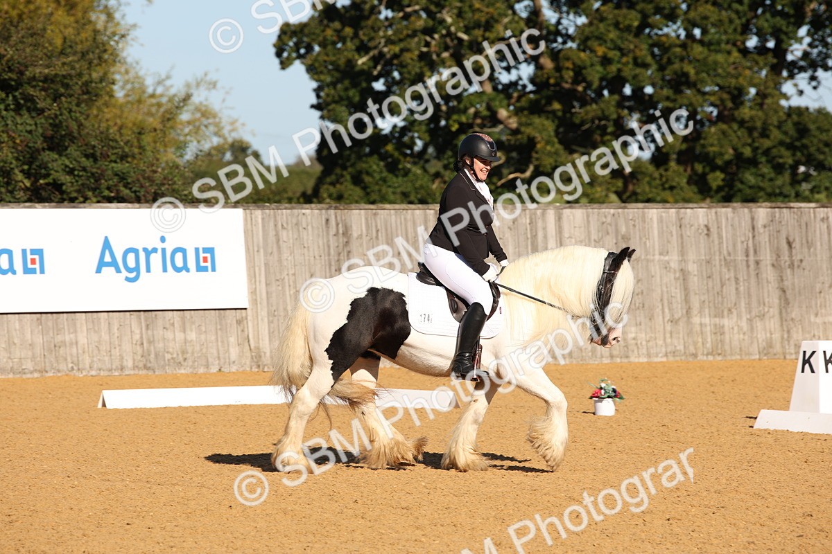 SBM_01859 - D2 Small Tour Championship Intro C