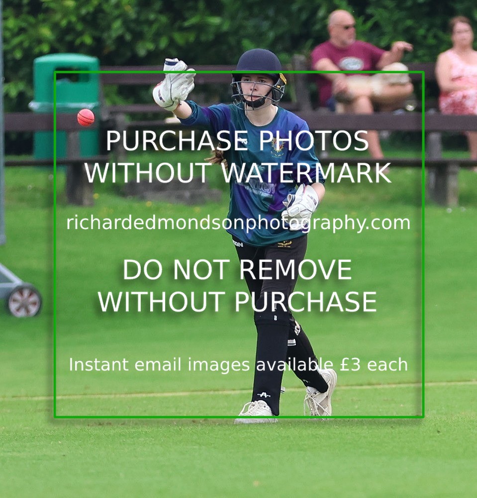 533A5848 - Kendal Cricket Women & Girls vs Carnforth Cricket Women & Girls (28/5/26)
