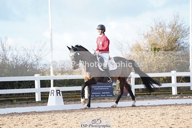 241214-150510-02083 - 132-Alys.Matravers-VORVASHILL.VERTIGO