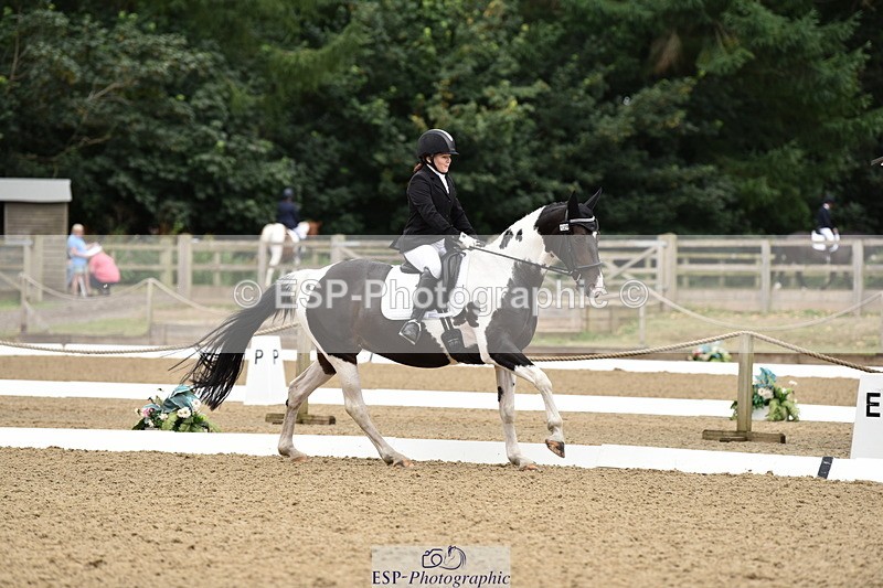 140109A-231948-08438 - 129-Nicole.Windley-Sweetcombe.Huntsmans.Girl