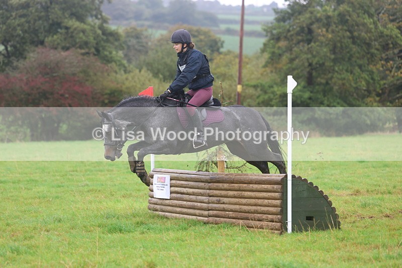 3E7A1489 - Class 2: 70cm: Half Roll Top