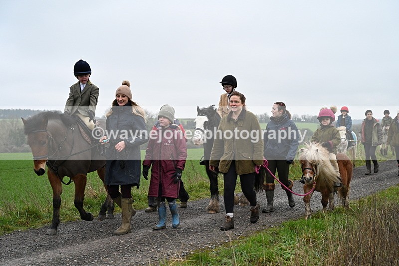 WJ7_9844 - Walk out..