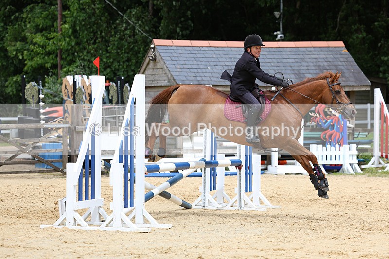 3E7A5010 - Class 9: 80cm Senior