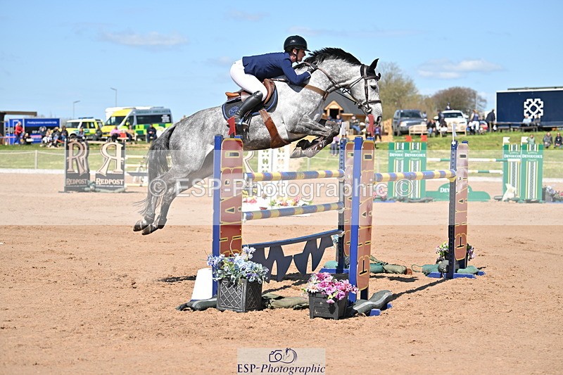 240420A-135013-11506 - Cls 7, 2 Star Medium Tour 1.35m