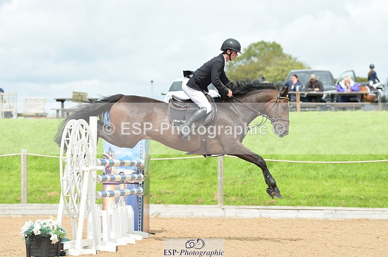 230813A-134520-13277 - Cls 49 Chard Eq 5yr Old Championship