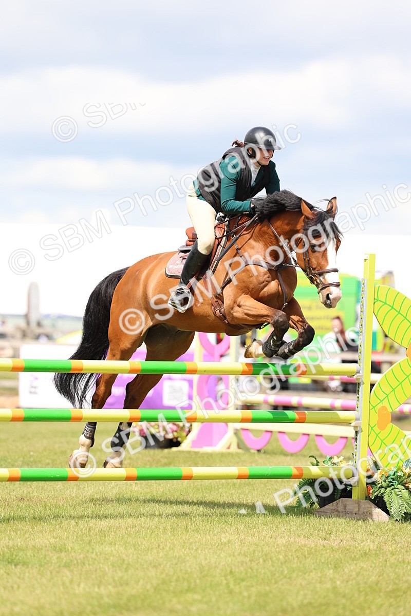 SBM_13832 - Class 206 - Senior Newcomers - 1.10m Open