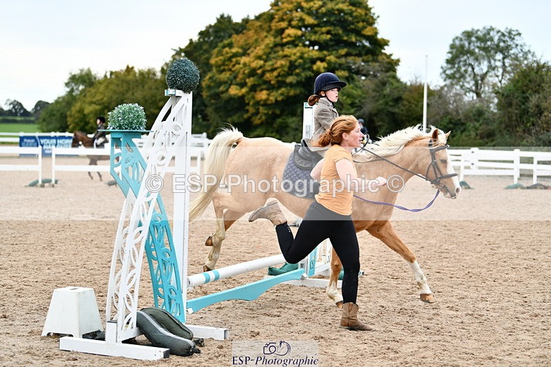 241013B-104846-00471 - Cls 2c 40cm Lead Rein