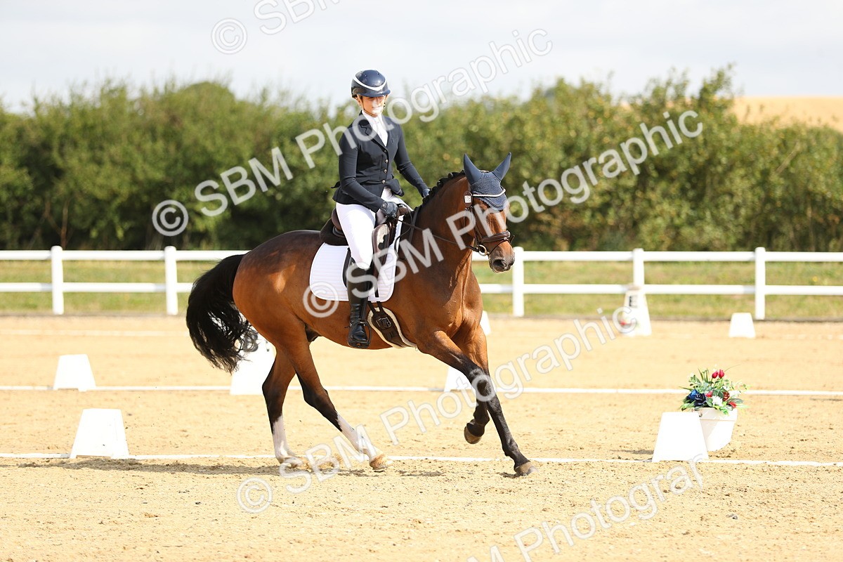 SBM_015653 - Class 13 - Novice 23 - 9.54-11.04