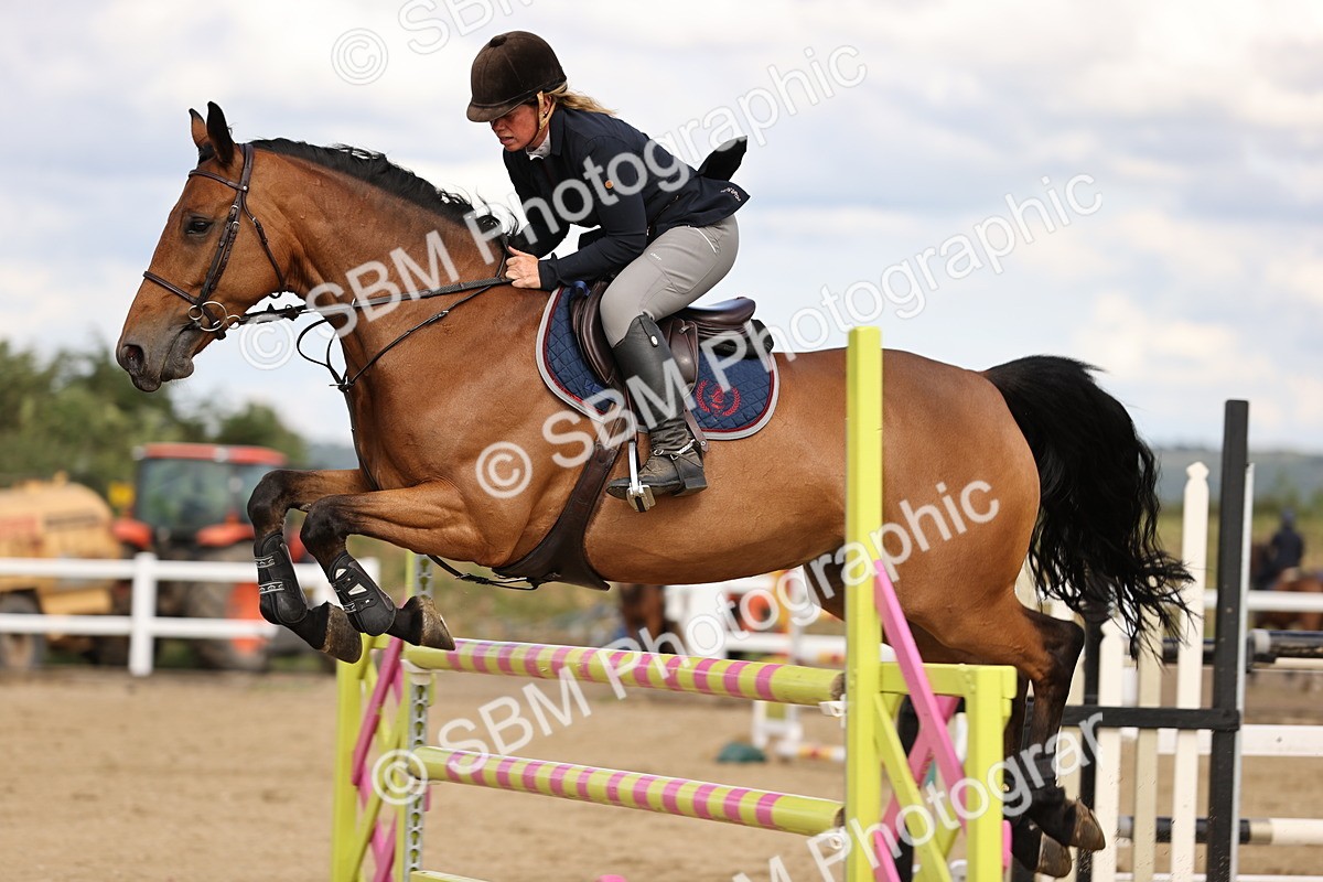 SBM_003778 - Class 13 - Senior Foxhunter - 1.20m