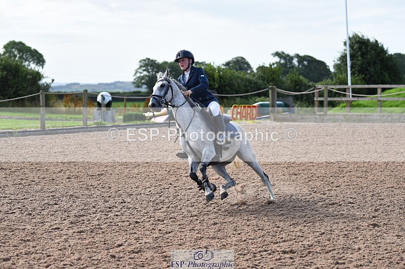 230716A-091536-01875 - Cls 32 Stepping Stones 128cm & 138cm