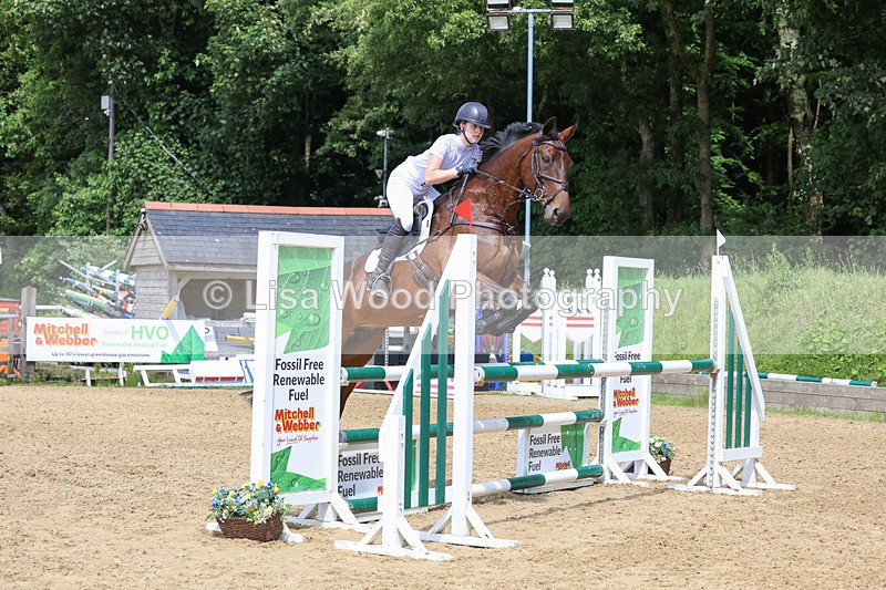 3E7A7365 - Class 8: Senior Newcomers/1.10m open