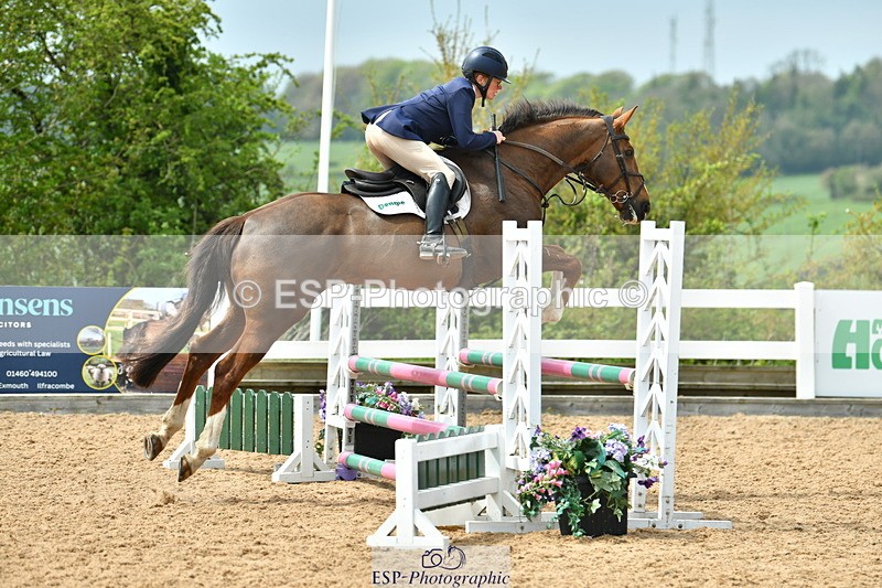 230504A-131721-01843 - Cls 4 95cm Amateur Quali