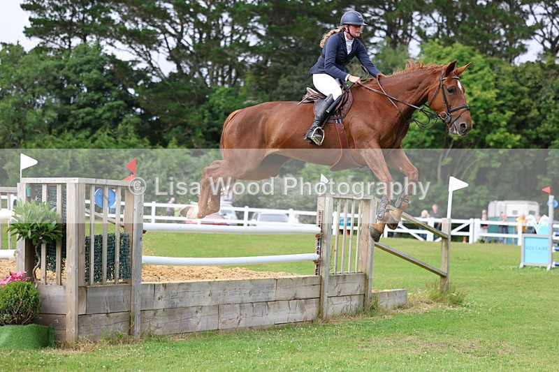 3E7A2922 - Class 8: 1m open