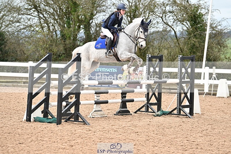 240309A-131409-01137 - Cls 8 Pony Newcomers and 1m Open