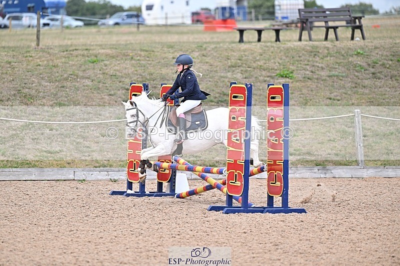 250826-153943-00156 - Clear Round and 60cm