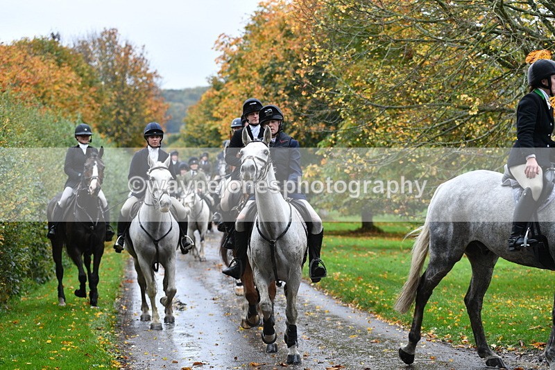 WJ5_6258 - B&B walk back for Hunt Tea !