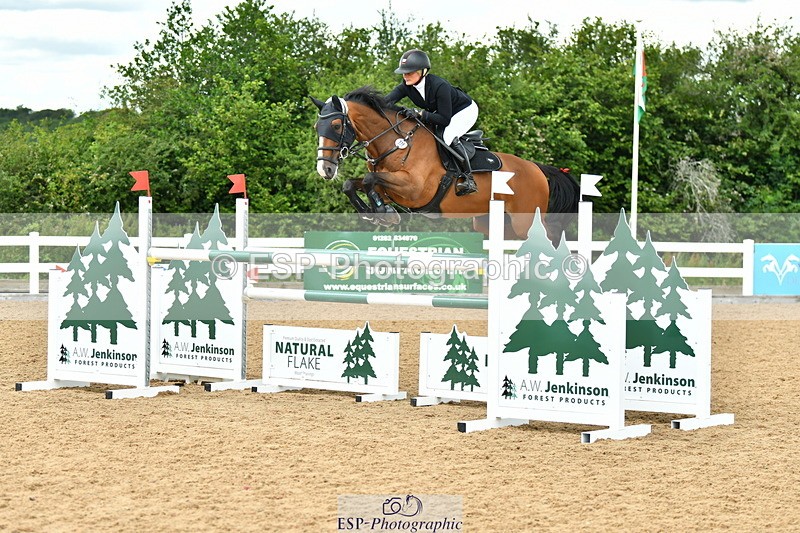 230721A-142311-06882 - Cls 22, 1 Star Gold 1.30m