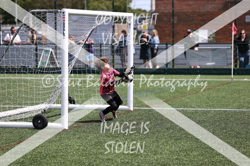1DX32512 - Sat 13th U11 Boys