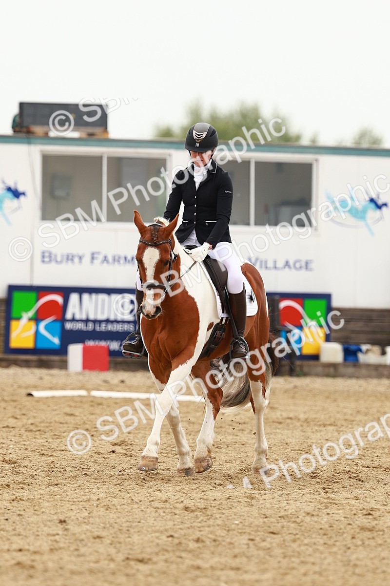 SBM_001188 - Class 6 - Novice 4