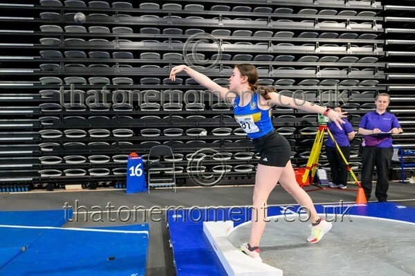 CEREL-816582 - Field Female