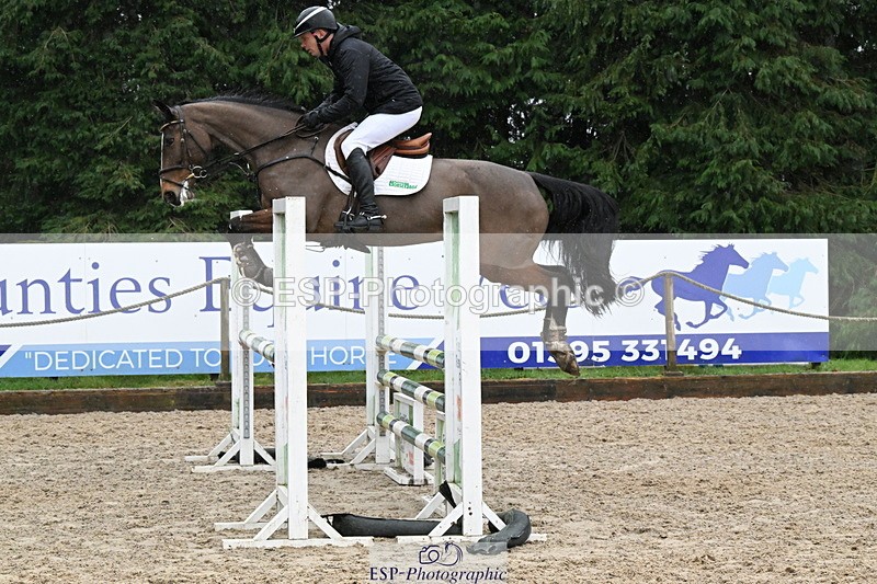 250215A-122130-00671 - Cls 3 Snr 1.05m