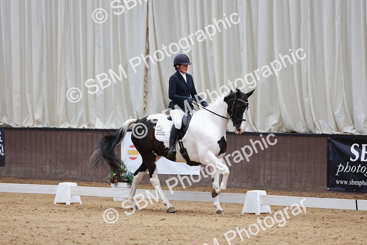 SBM_009172 - Class 6b - Novice 6 - 11.02-12.19