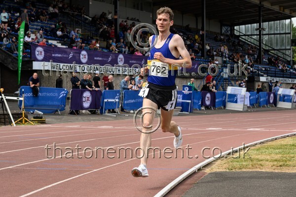 Sen25SUN-916549 - Track Male