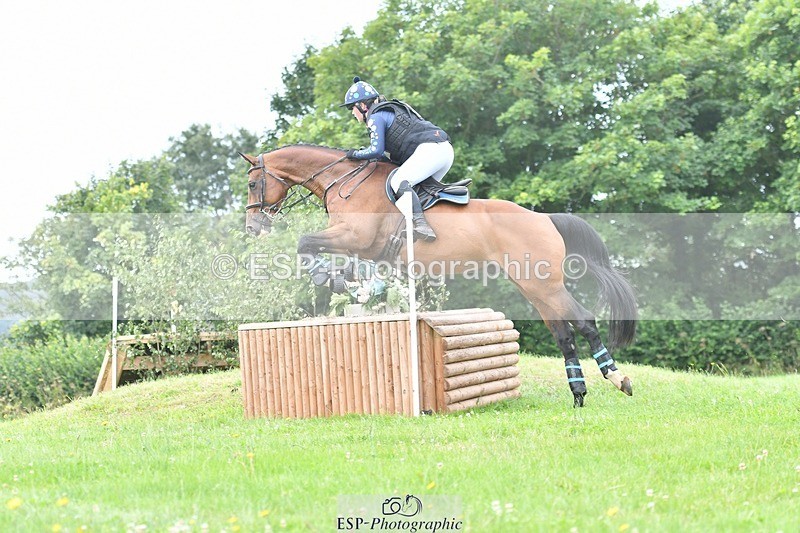 240803-103112-01278 - 051-Sophie_Goodall-MILLFIELD_ROLY_POLY