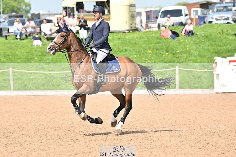 240510A-143226-08070 - Cls 23 Talent Seeker Inc 7yr old 14.10 to Finish