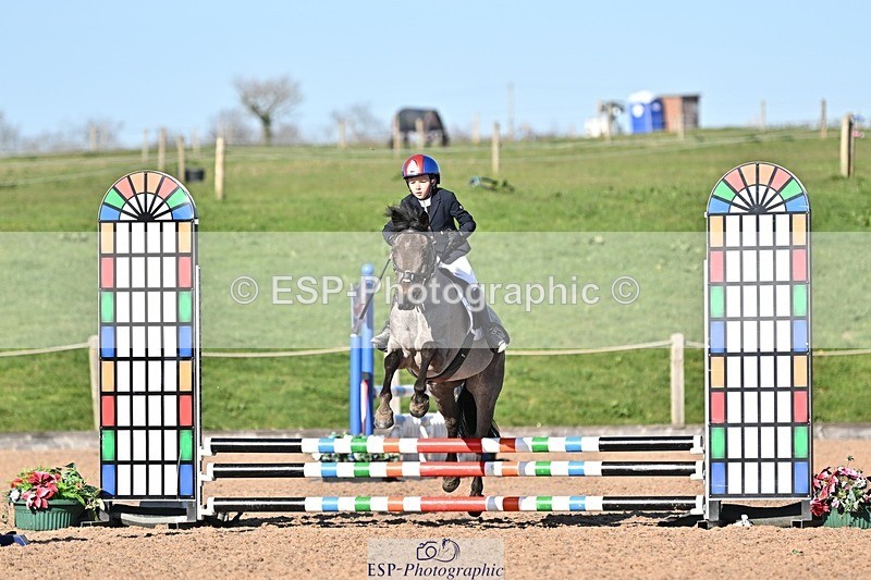 250401-164322-00196 - 60cm classes