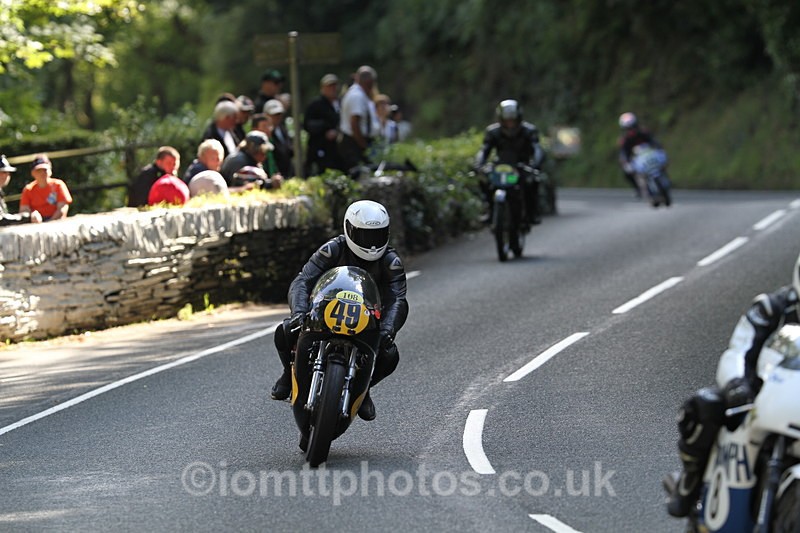 FOM_1222 - Classic TT Lap of honour