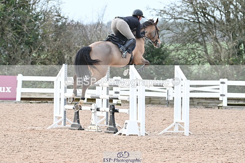 231208A-134702-00998 - Cls 6 Foxhunter & 1.20m Open