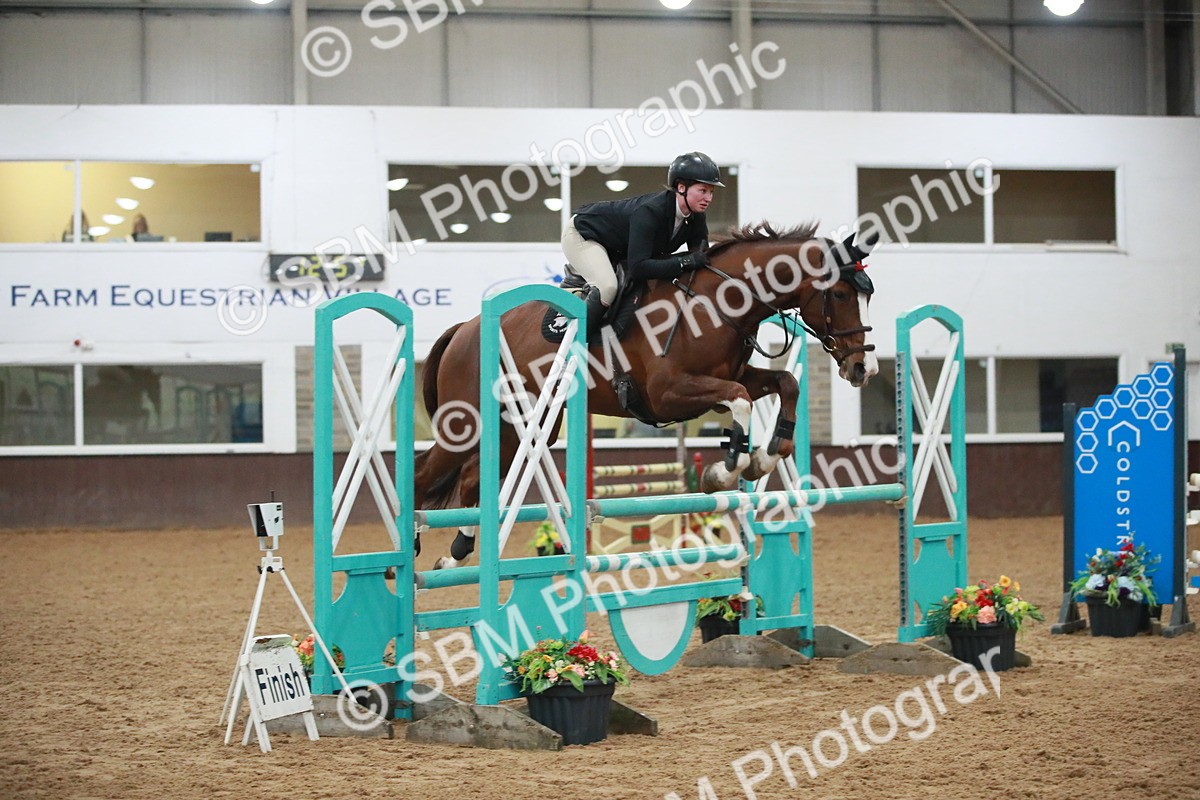 SBM_001199 - Class 4 - Senior Newcomers - 1.10m Open